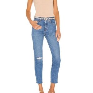 Levi Women’s Wedgie Icon Fit Straight Jean 25
